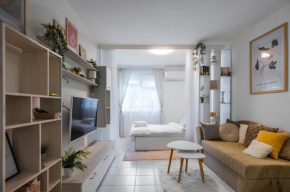 Cozy Studio - Your Home Away From Home